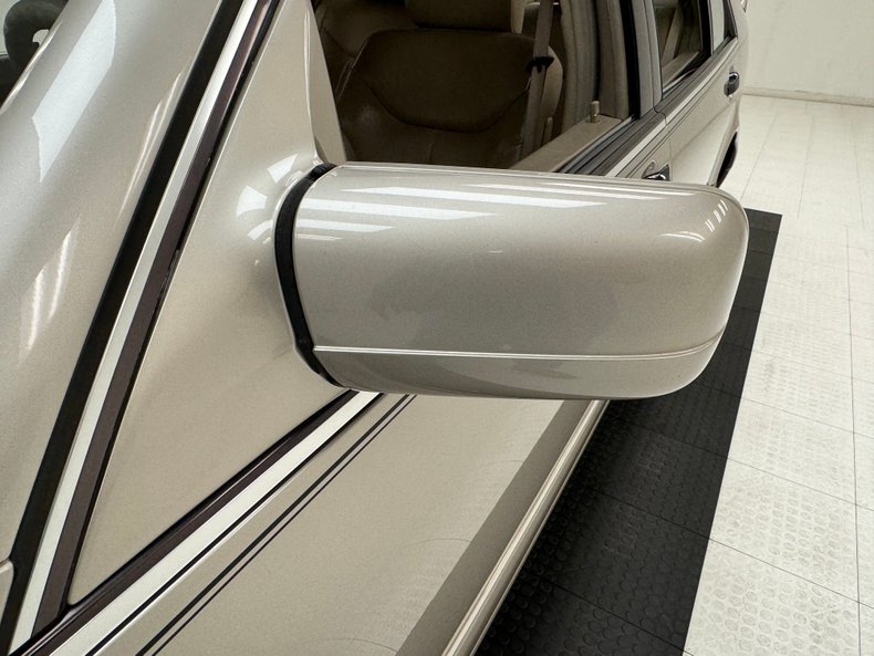 1999 Mercedes-Benz S320 16