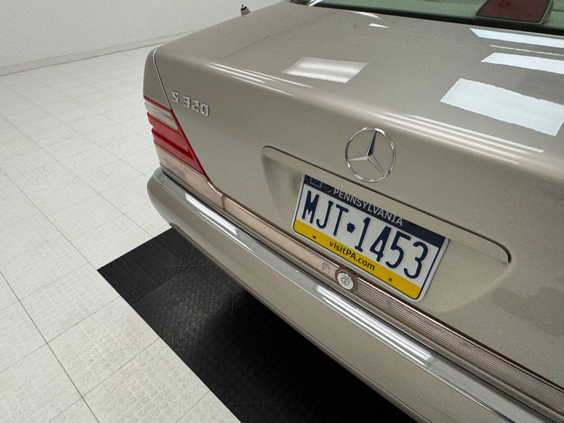 1999 Mercedes-Benz S320 23