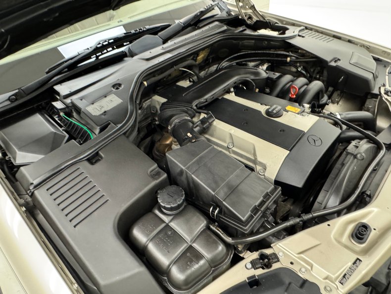 1999 Mercedes-Benz S320 39