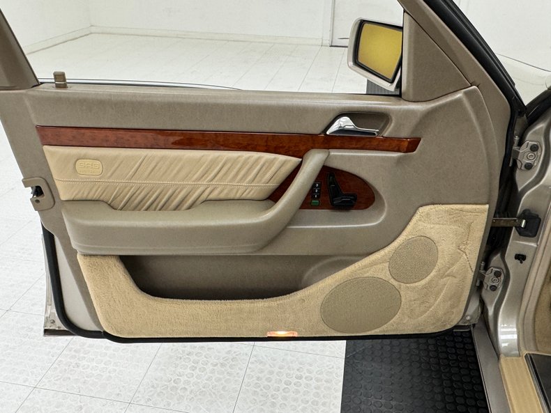 1999 Mercedes-Benz S320 46