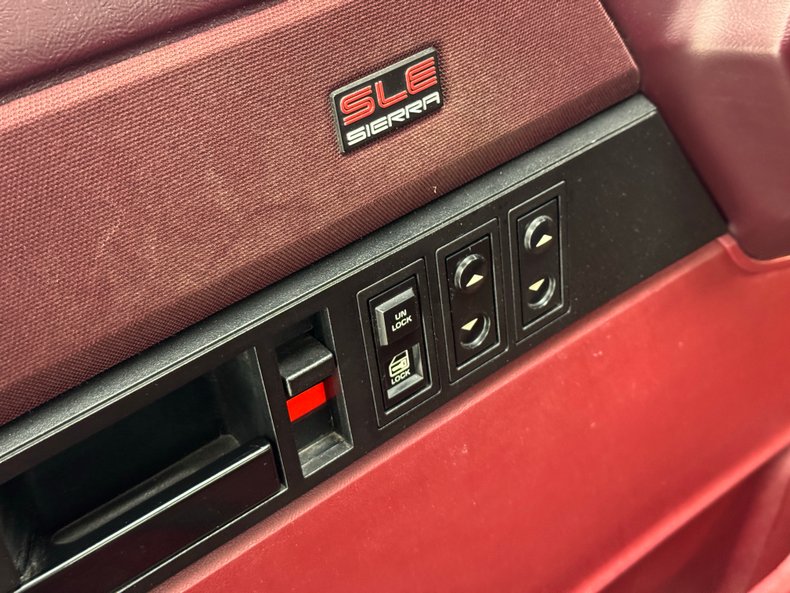 1988 GMC 1500 SLE Sierra 35