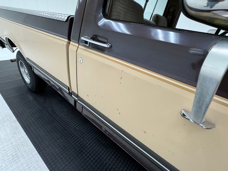 1990 Ford F150 39