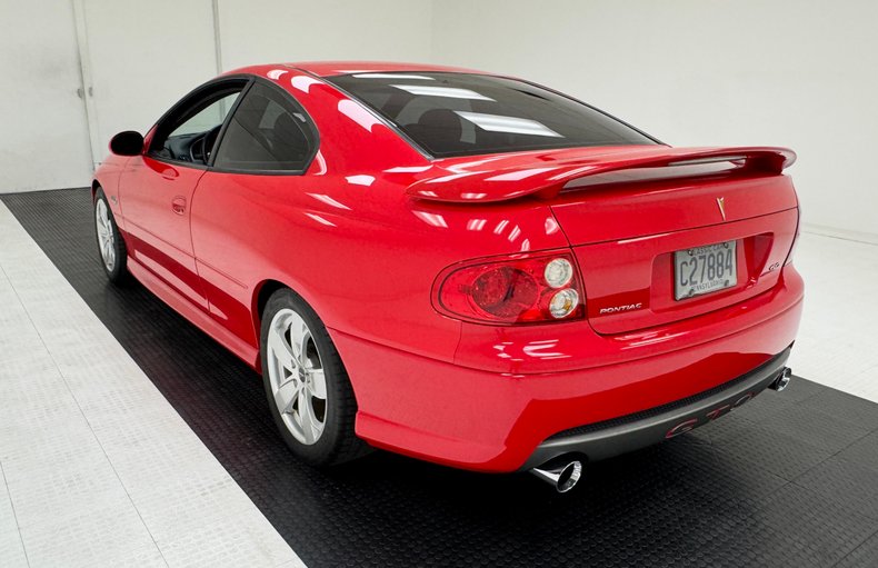 2005 Pontiac GTO 3