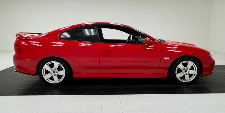 2005 Pontiac GTO 6