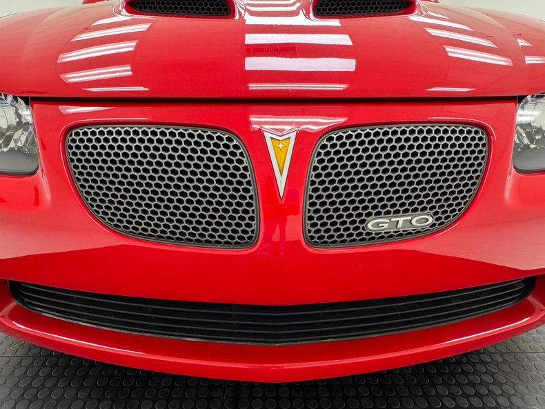 2005 Pontiac GTO 9