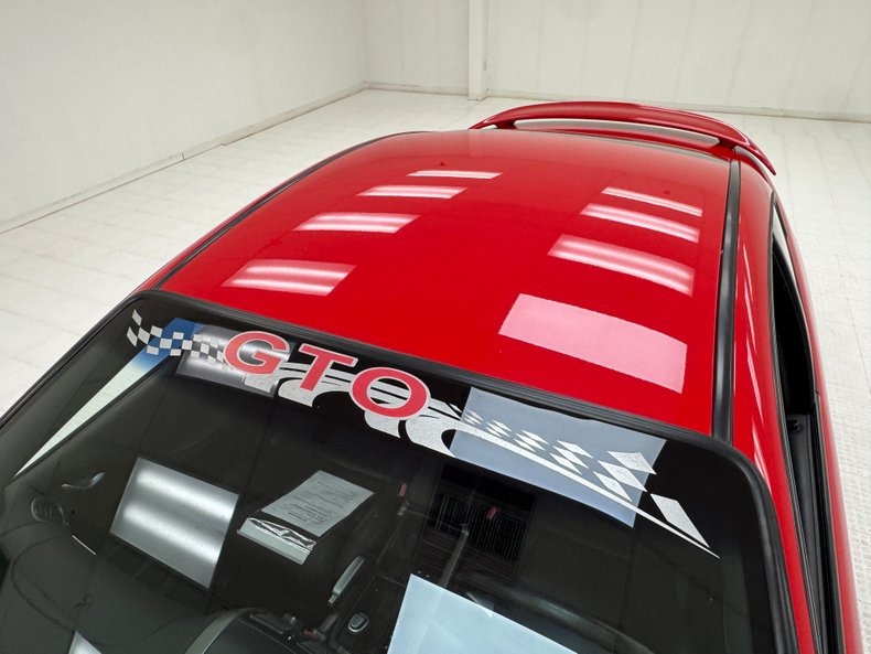 2005 Pontiac GTO 16