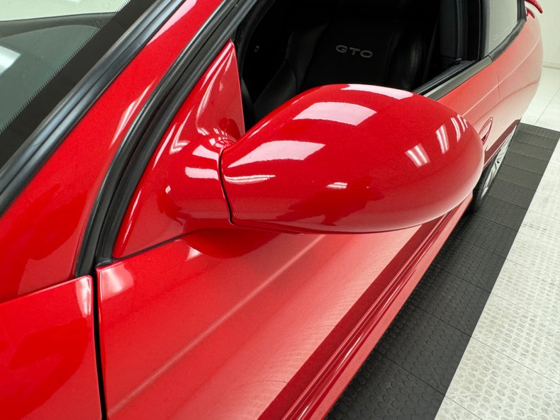 2005 Pontiac GTO 17