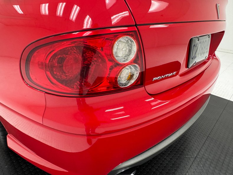 2005 Pontiac GTO 22