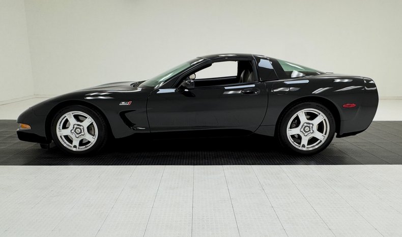 1998 Chevrolet Corvette 3