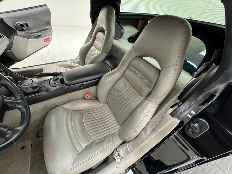1998 Chevrolet Corvette 49