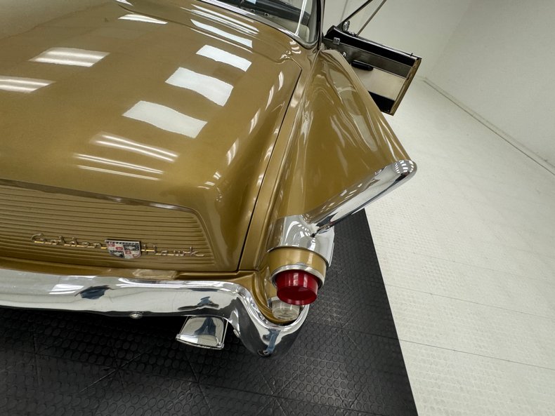1957 Studebaker Golden Hawk 38