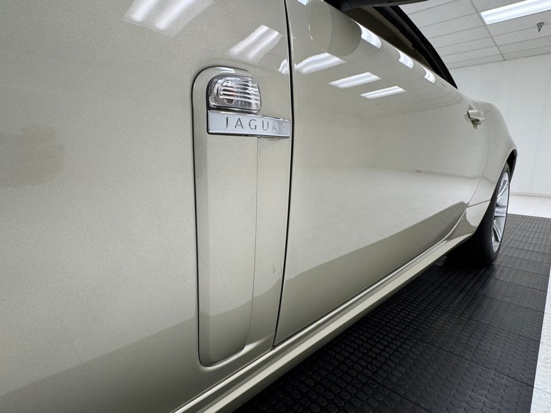 2007 Jaguar XK8 15