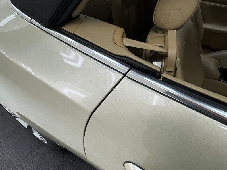 2007 Jaguar XK8 28