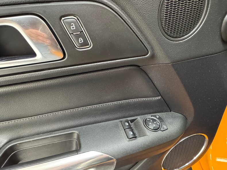 2019 Ford Mustang 39