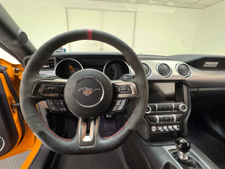 2019 Ford Mustang 47