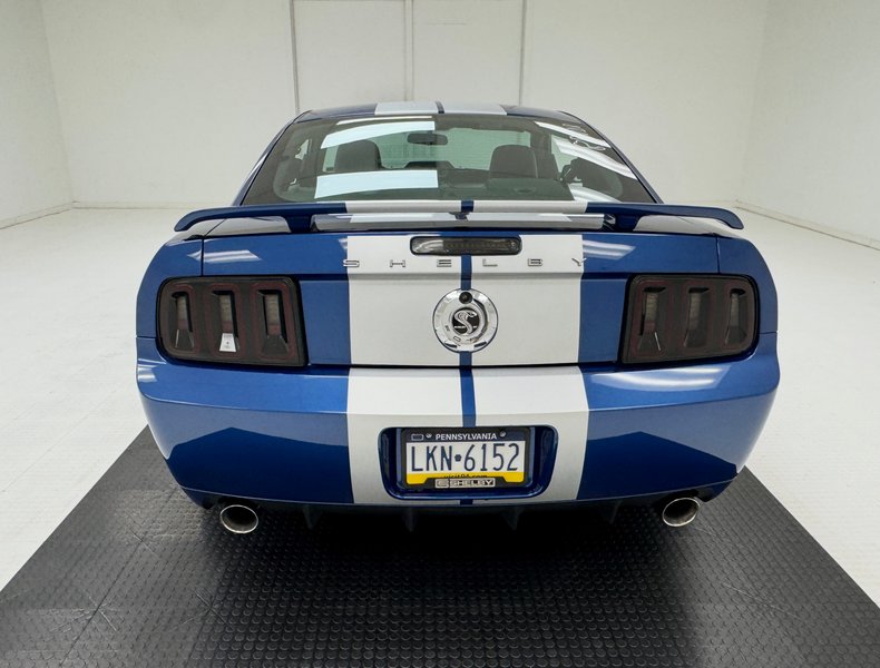 2008 Ford Mustang 4