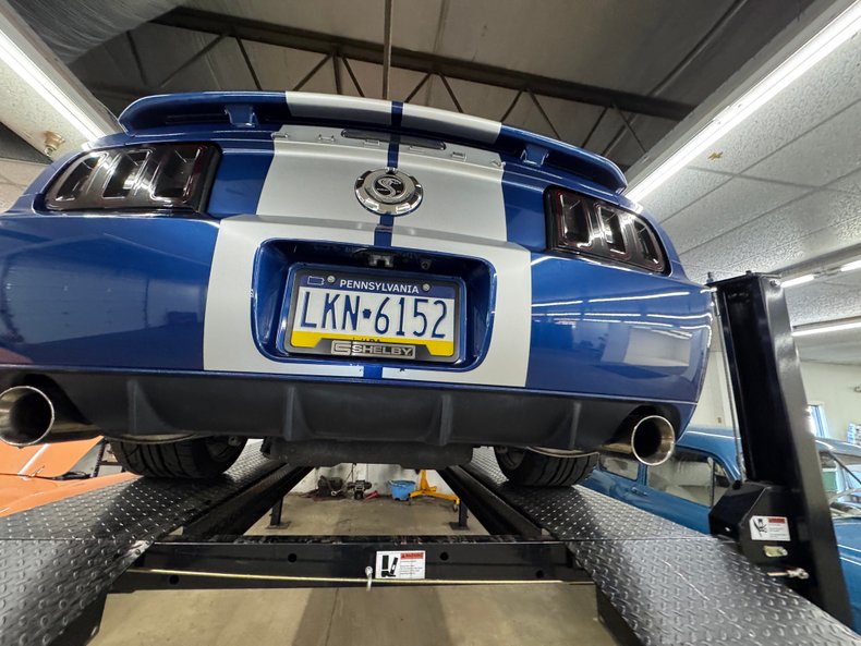 2008 Ford Mustang 37