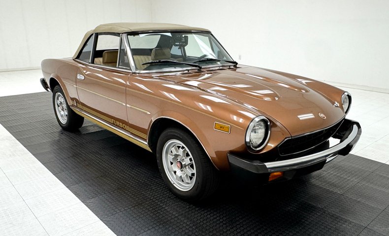 1981 Fiat Spider 2000 10