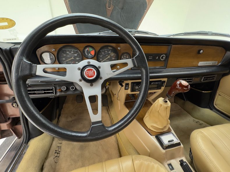 1981 Fiat Spider 2000 69
