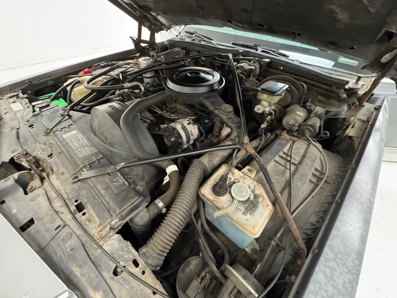 1991 Cadillac Brougham 69