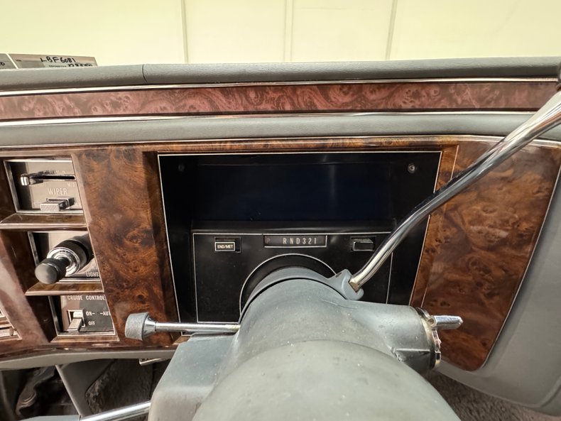 1991 Cadillac Brougham 92