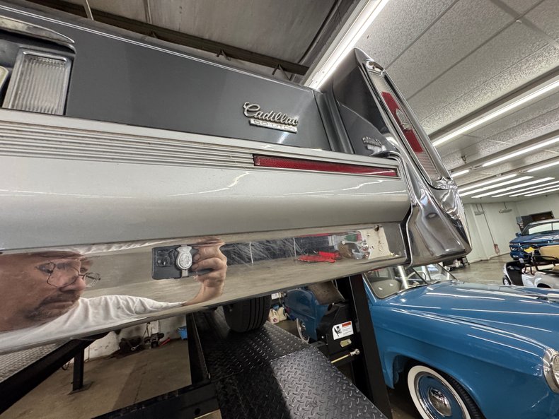 1991 Cadillac Brougham 55