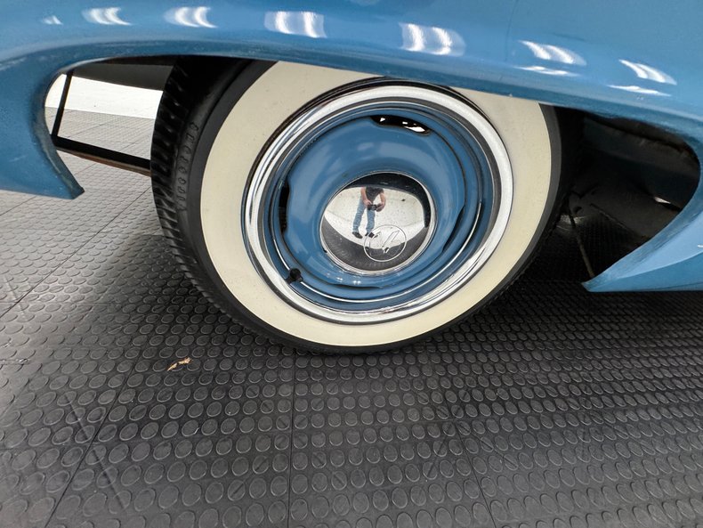 1951 Kaiser Henry J 22