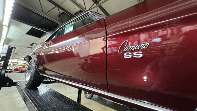 1969 Chevrolet Camaro 44