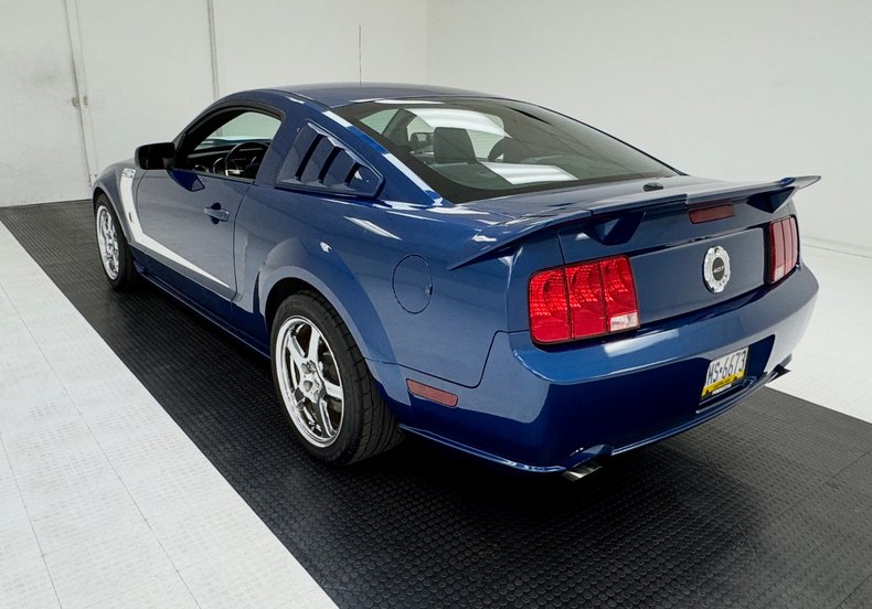 2008 Ford Mustang 3