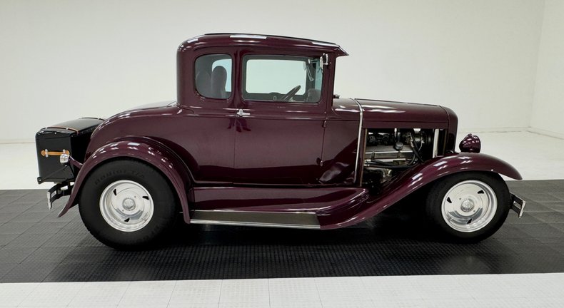 1930 Ford Model A 6