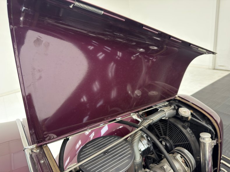 1930 Ford Model A 25