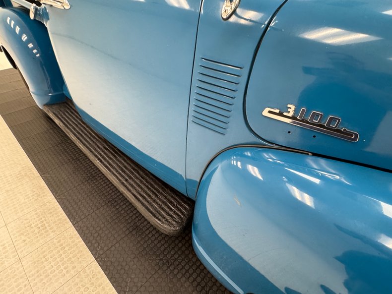 1953 Chevrolet 3100 29