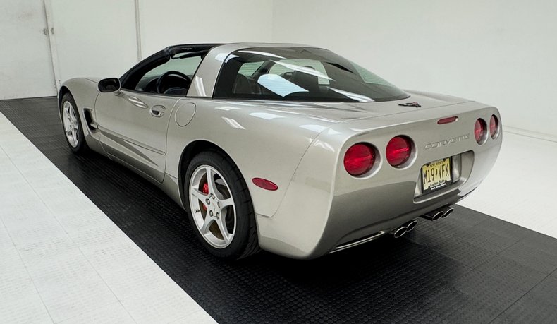 2000 Chevrolet Corvette 6