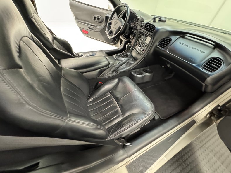 2000 Chevrolet Corvette 79