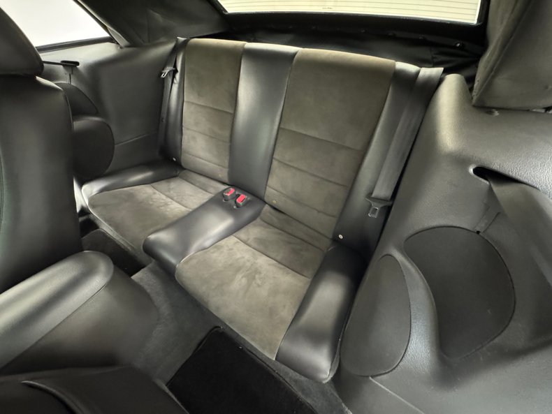 2004 Ford Mustang 88