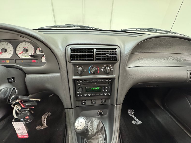 2004 Ford Mustang 95