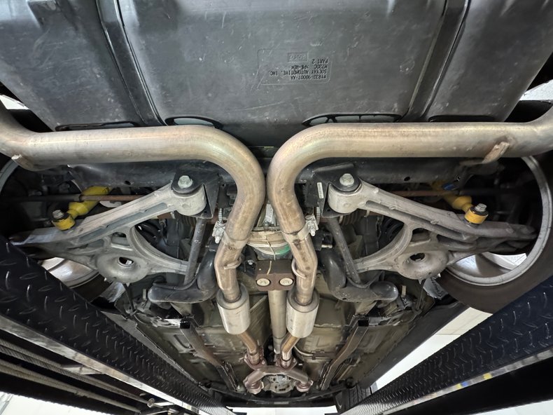 2004 Ford Mustang 106