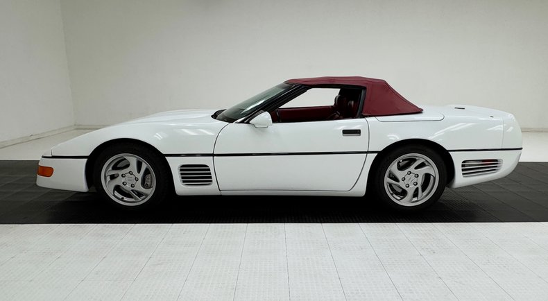 1990 Chevrolet Corvette 3