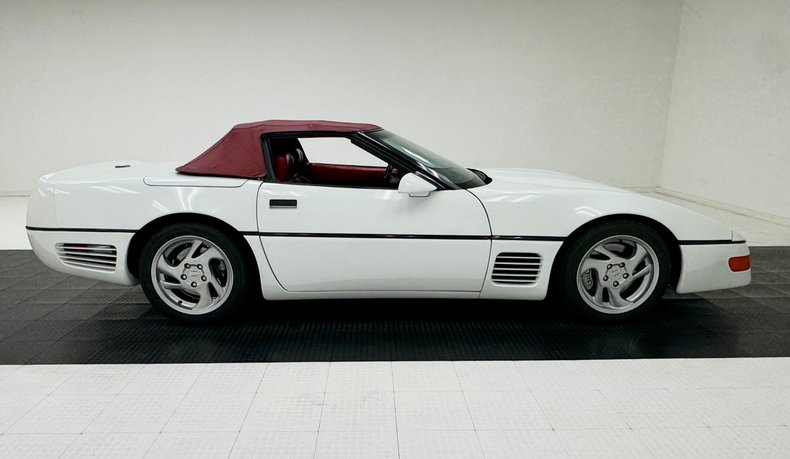 1990 Chevrolet Corvette 9
