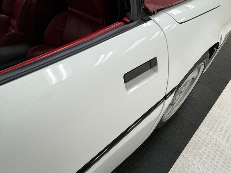 1990 Chevrolet Corvette 21