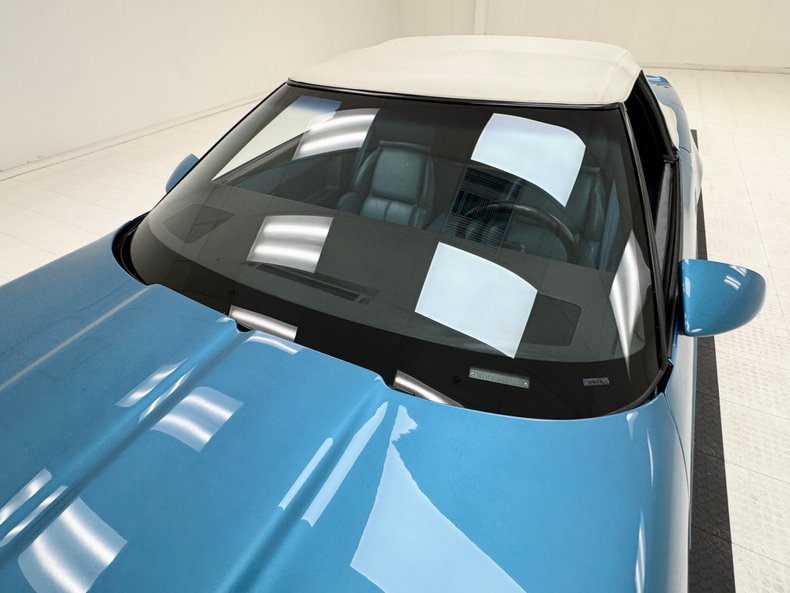 1989 Chevrolet Corvette 17