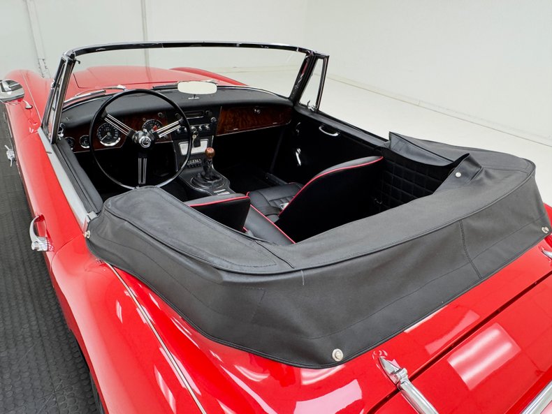 1967 Austin-Healey 3000 22