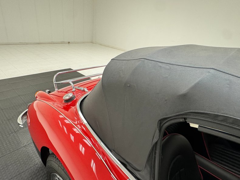 1967 Austin-Healey 3000 29