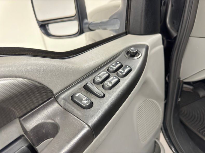 2006 Ford F250 41