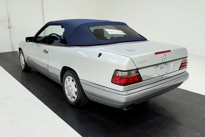 1994 Mercedes-Benz E320 5
