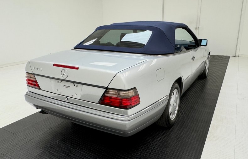 1994 Mercedes-Benz E320 8