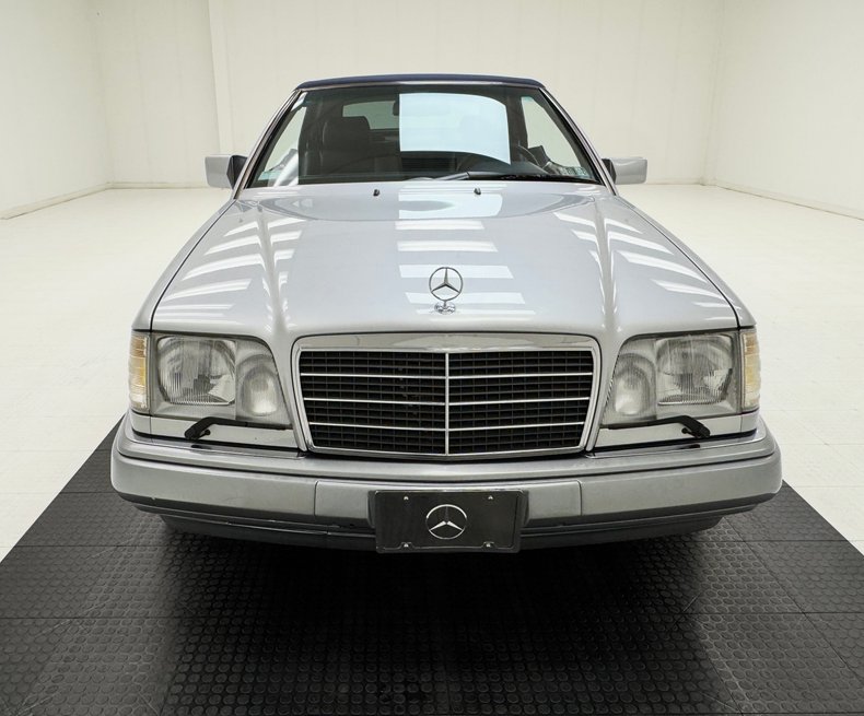 1994 Mercedes-Benz E320 11