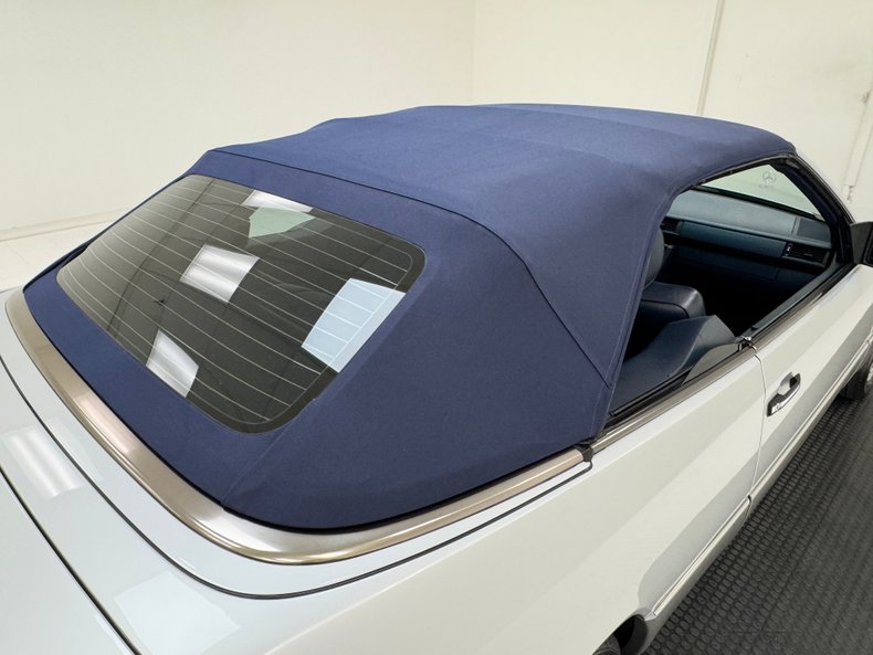 1994 Mercedes-Benz E320 25
