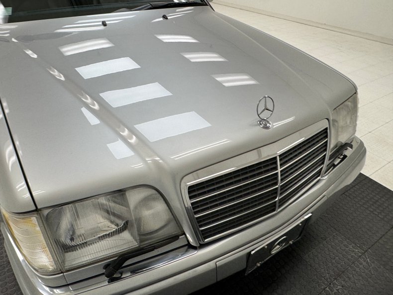 1994 Mercedes-Benz E320 27