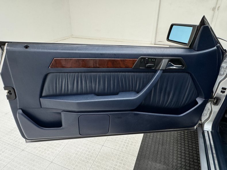 1994 Mercedes-Benz E320 59